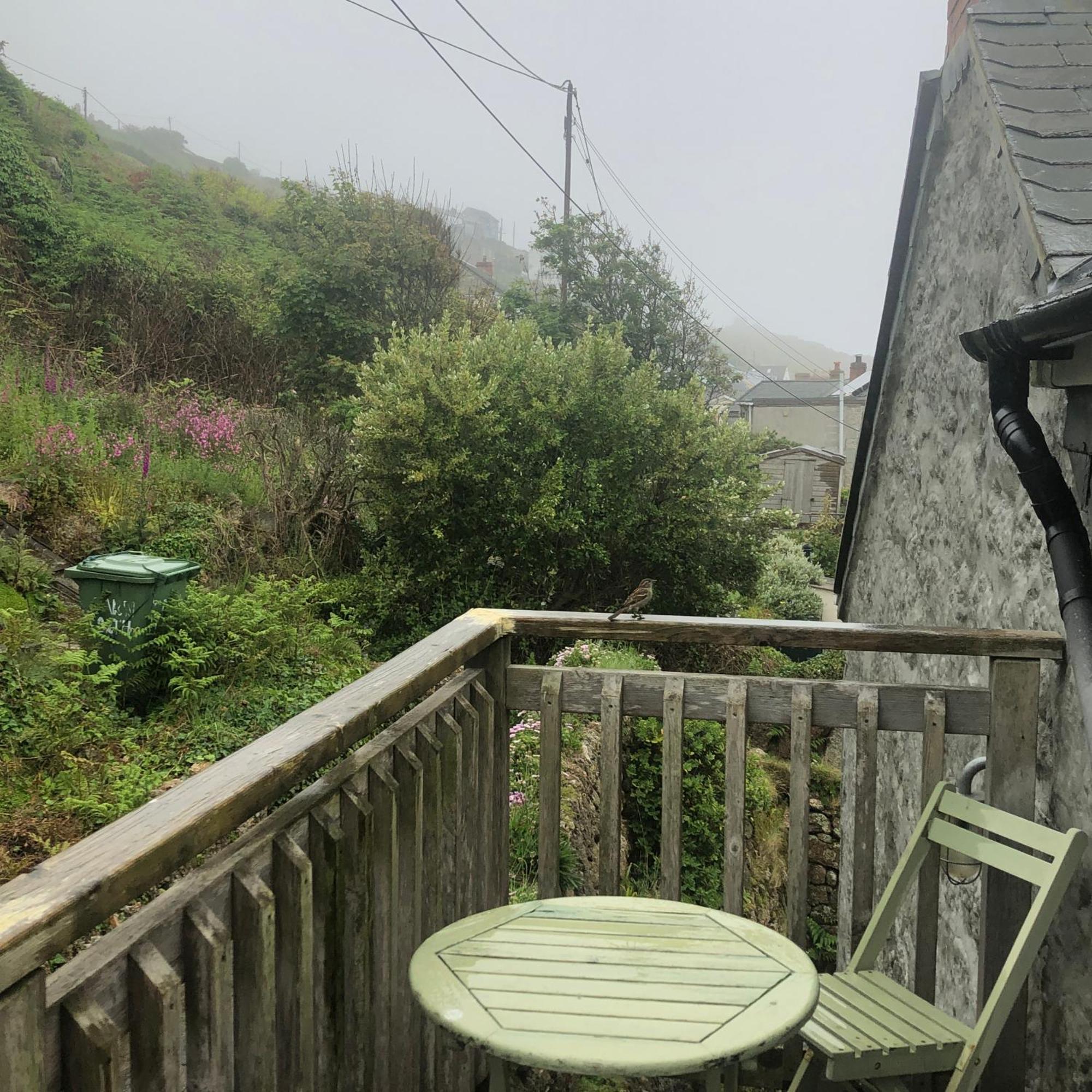 Amazing Seaside Loft Apartment With Sea Views . Sennen Cove Exterior photo